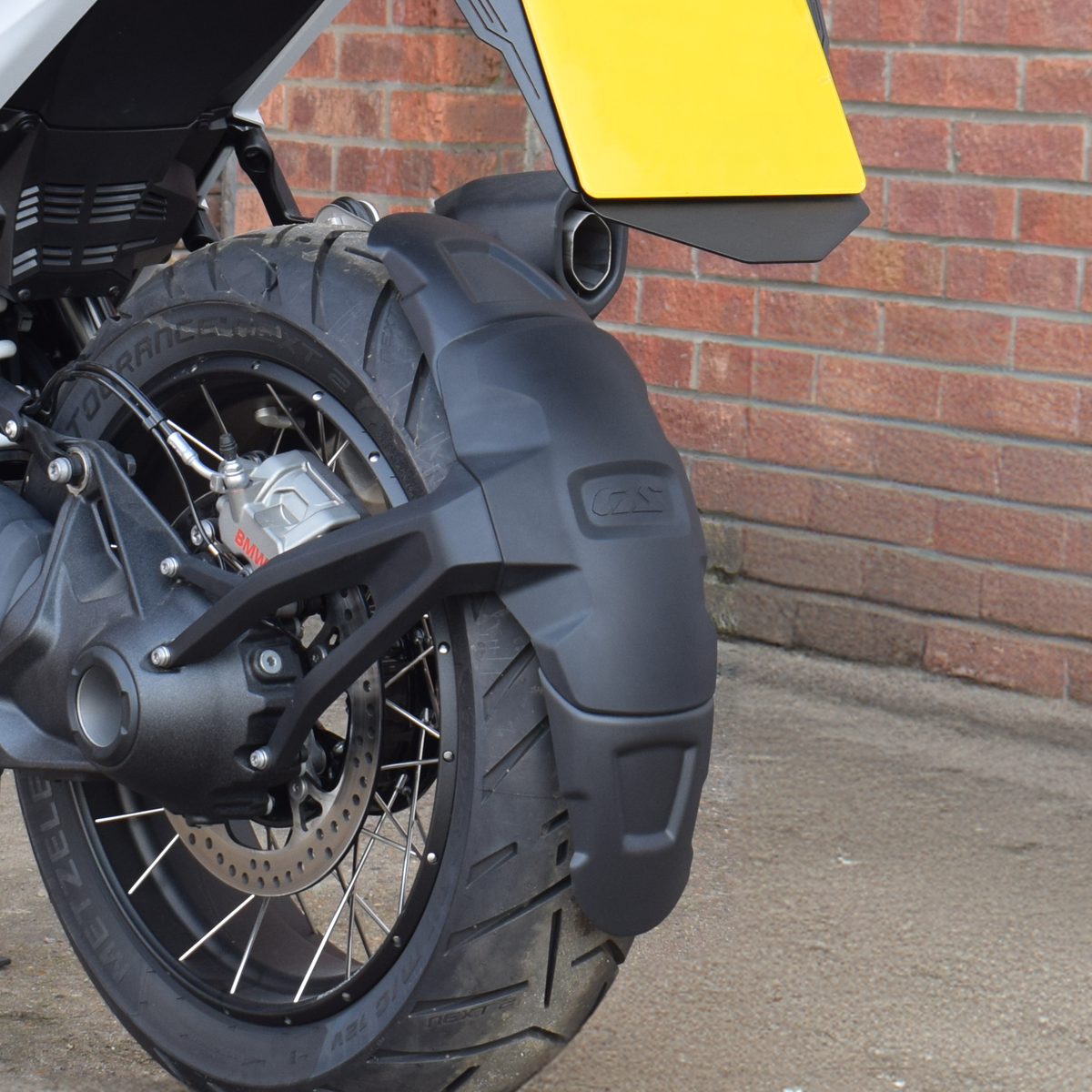 PYRAMID Spray Guard Extension for BMW R 1300 GS (2023-)