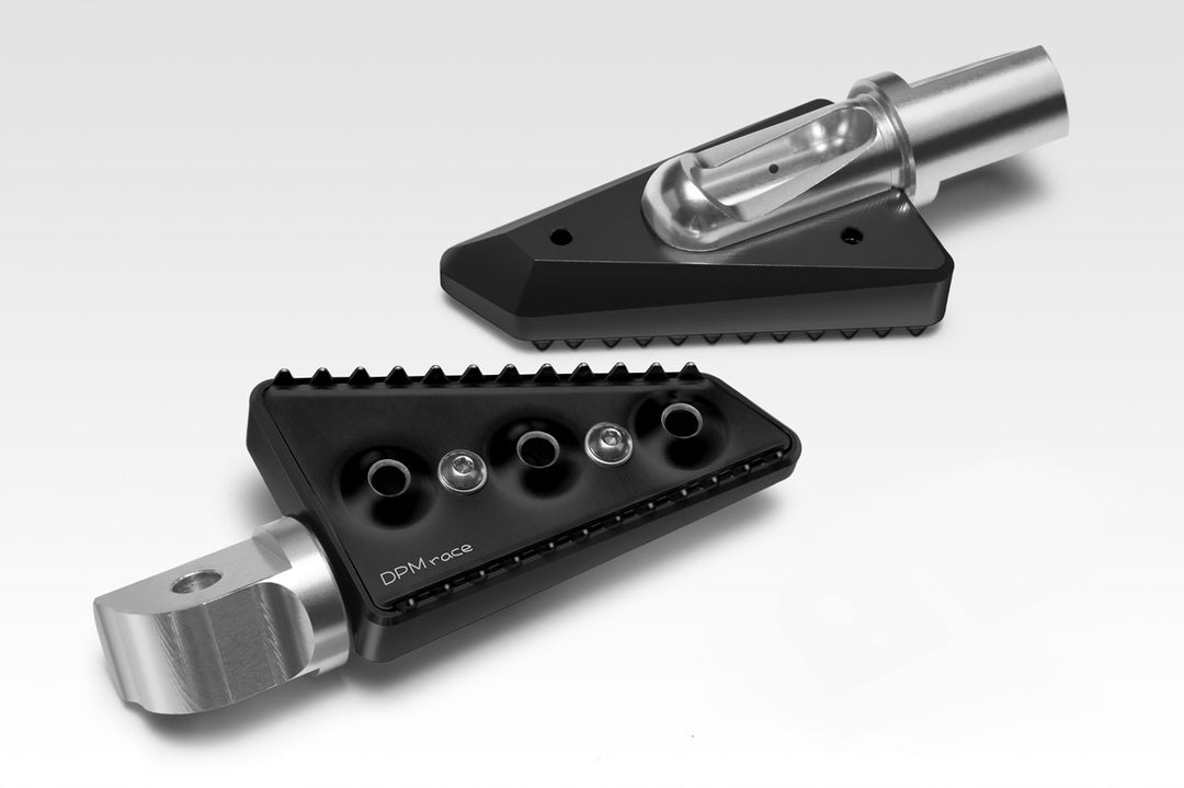 PIRANHA Passenger Footrests for YAMAHA T-Max 560 (2020-)