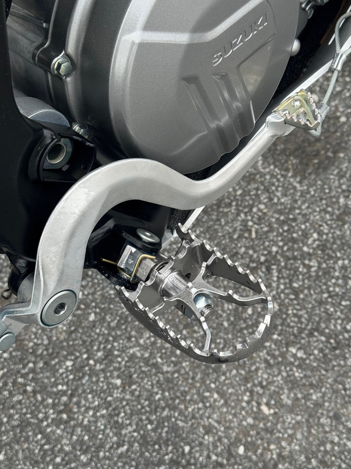PIVOT PEGZ MK4 with Topper Kit for SUZUKi DR-Z4S (2025-)