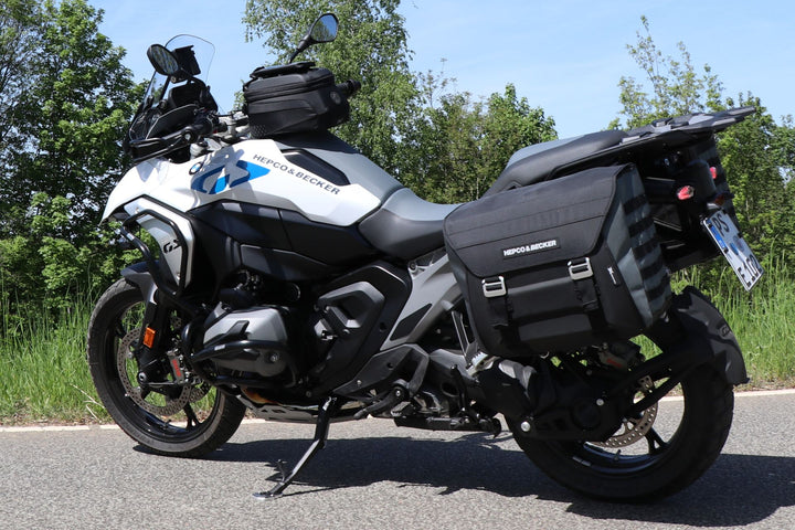 Side Bag Set Xtravel Basic Plug & Play for Original Vario Pannier Rack for BMW R 1300 GS (2023-)