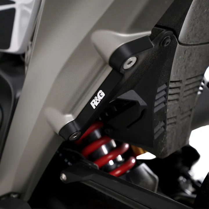 Exhaust Hanger & Blanking Plate Kit for BMW R 1300 R /RS (2025-)