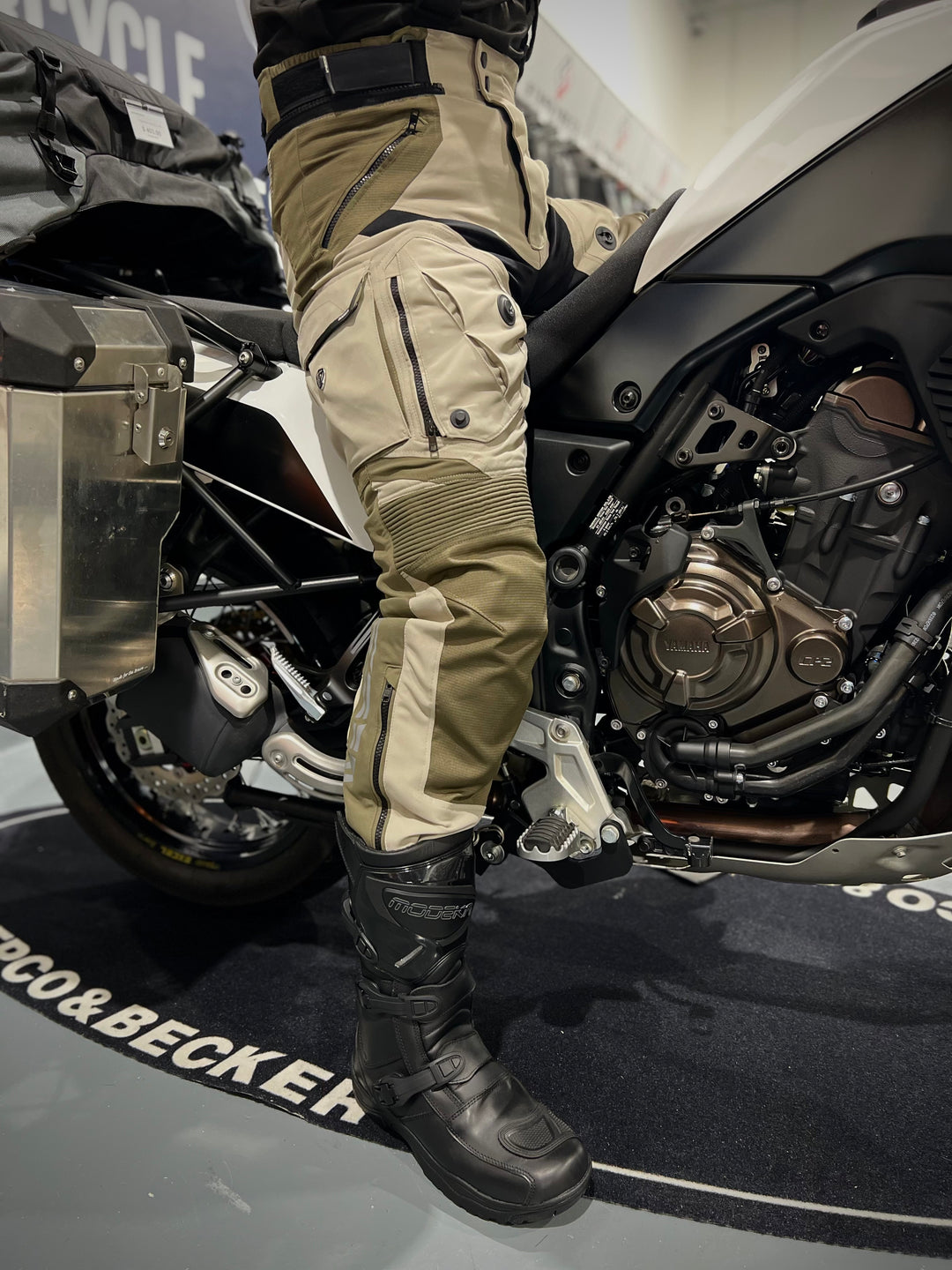 MODEKA Pants Panamericana II – SteadyMoto - Main Image