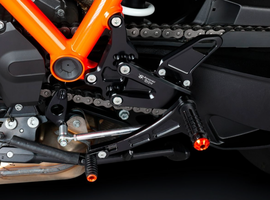 Adjustable Rear Set for KTM  1290 / 1390 Super Duke R