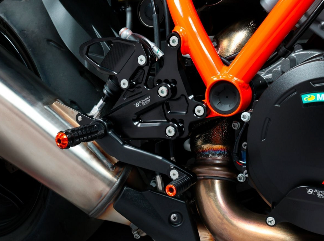 Adjustable Rear Set for KTM  1290 / 1390 Super Duke R