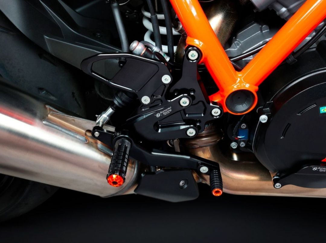 Adjustable Rear Set for KTM  1290 / 1390 Super Duke R