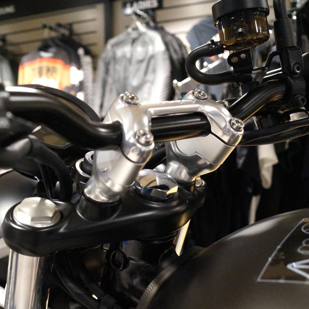 Handlebar Risers 25 mm for TRIUMPH Street Twin (2015-2021)