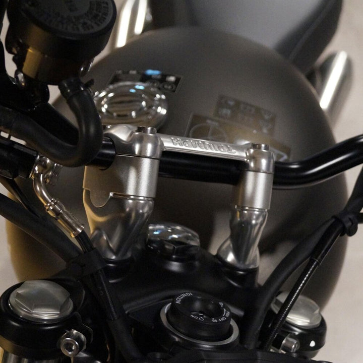 Handlebar Risers 25 mm for TRIUMPH Street Twin (2015-2021)