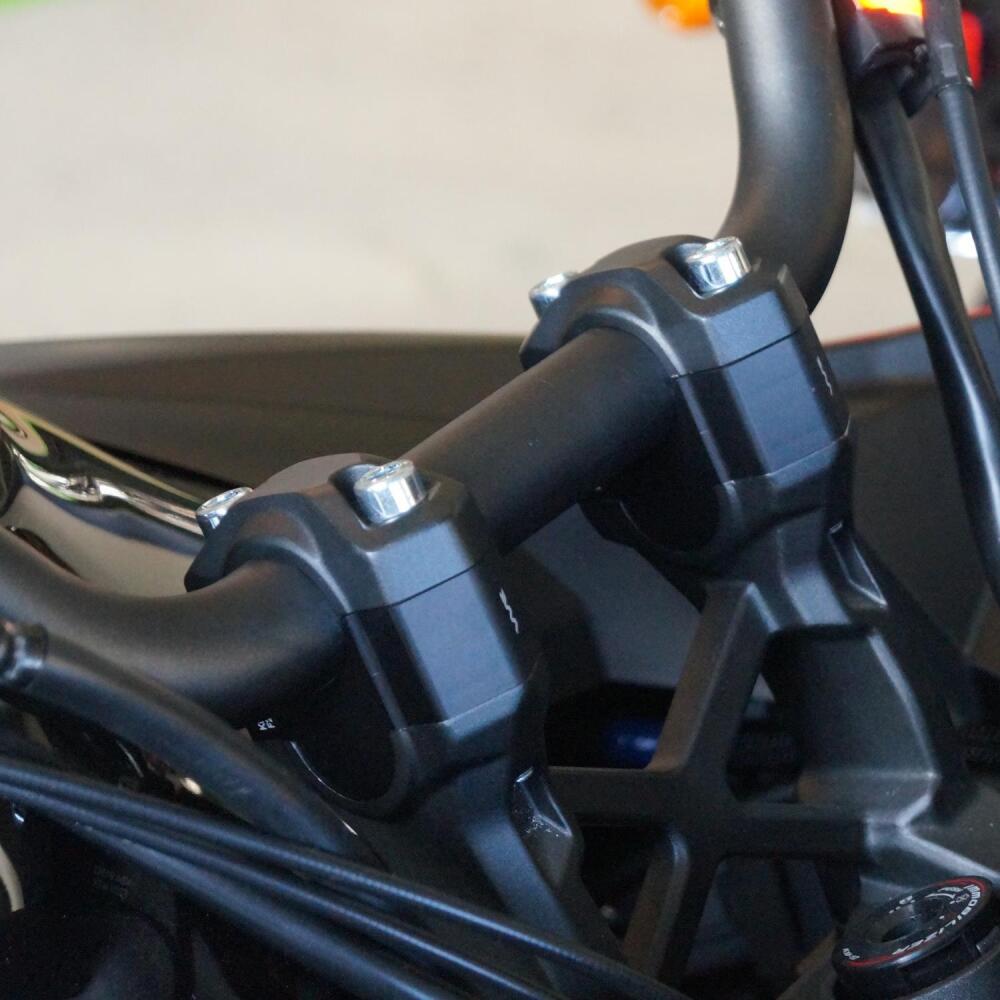 Handlebar Riser 25mm for KAWASAKI Versys 1000 & SE (2015-)