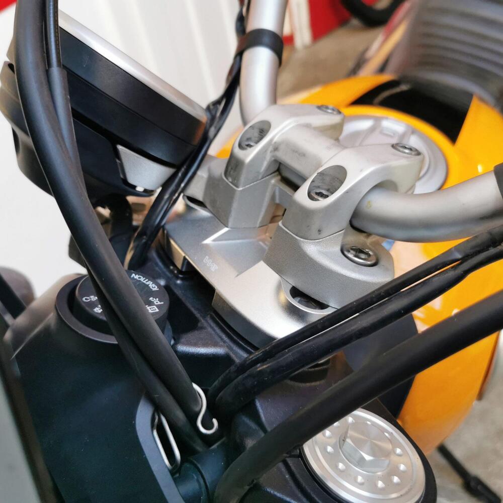 Handlebar Riser with Offset for DUCATI Scrambler 400, 800 & 1100