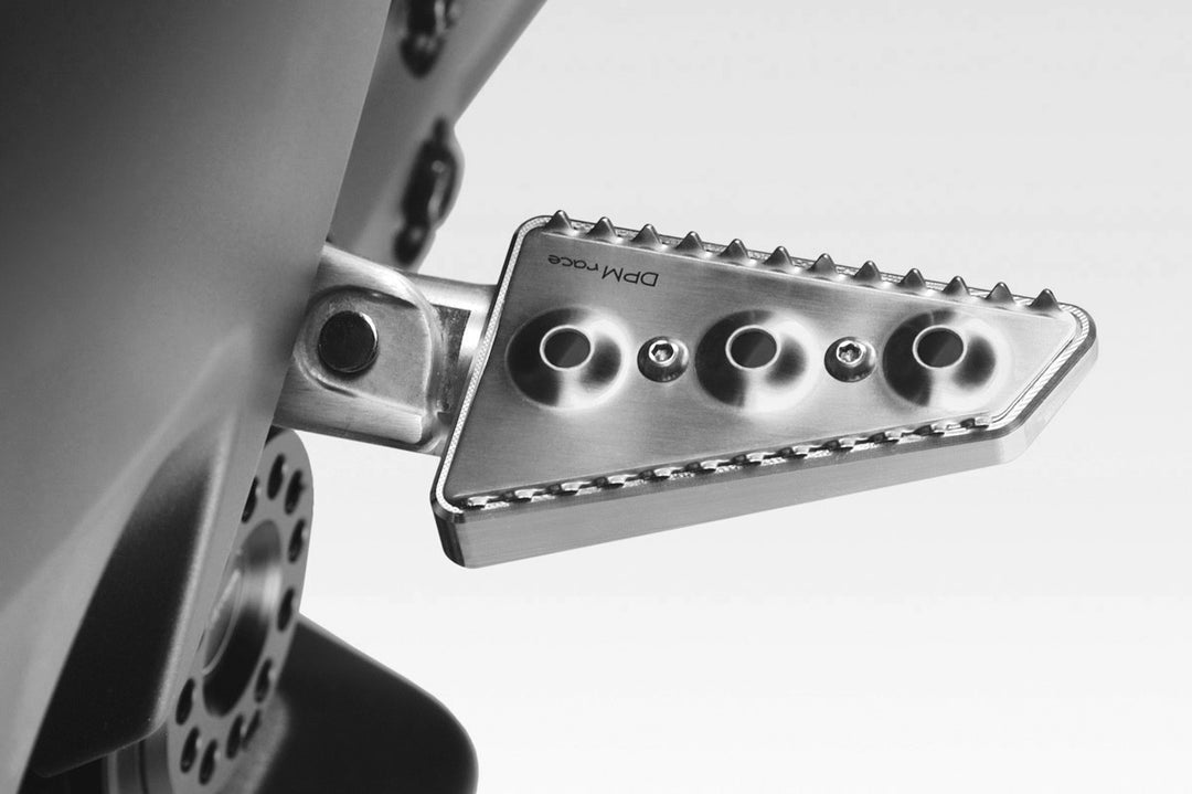PIRANHA Passenger Footrests for YAMAHA T-Max series