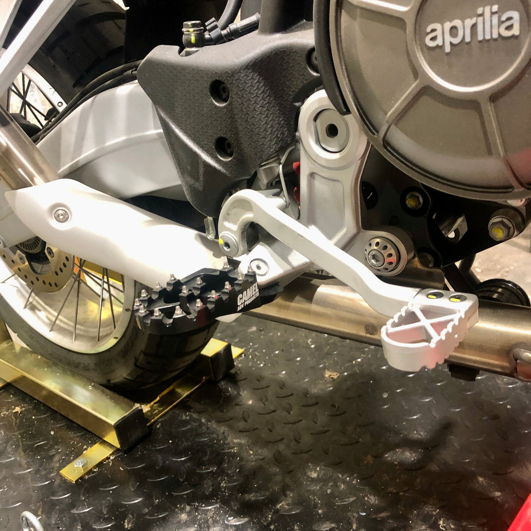 Big Bite Footpegs for APRILIA Tuareg 660 (2022-)