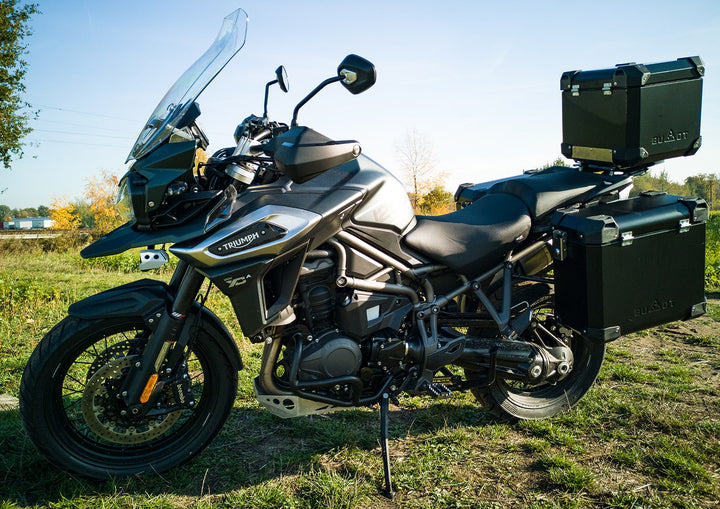 TRIUMPH | Defender EVO Side Panniers & Top Case System