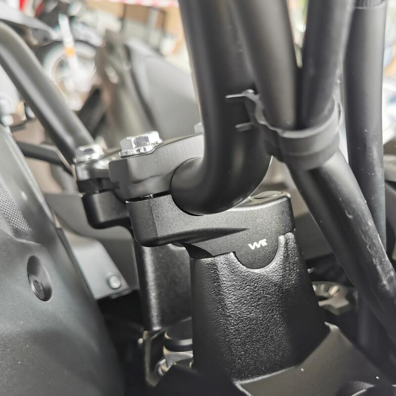 Handlebar Riser 30mm with 21mm Offset for HONDA NC 750 Series & Bikes with 22.2mm Handlebars